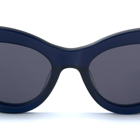 CHIMI "JUST RIGHT"  BLUE CATEYE SUNGLASSES - Picture 9 of 9